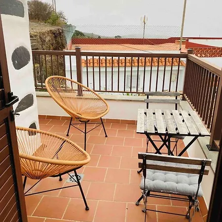 2 Bedrooms House With Terrace And Wifi At Santa Cruz De Tenerife 5 Km Away From The Dom wakacyjny *