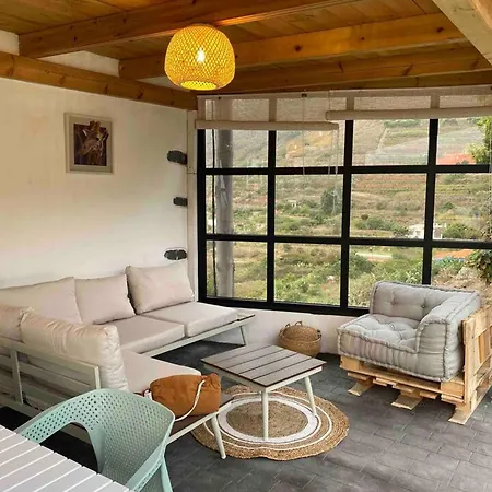 2 Bedrooms House With Terrace And Wifi At Santa Cruz De Tenerife 5 Km Away From The Dom wakacyjny *
